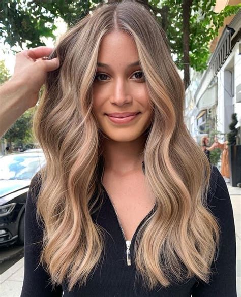 35 Prettiest Ways To Have Dark Hair With Blonde Highlights Atelier