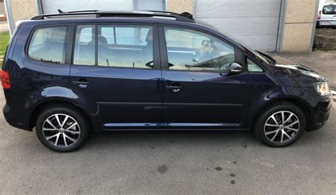 VW Touran 1 6 TDI 105 Confortline 7pl TOIT GPS PARK ASSIST 16 JNS MOTORS