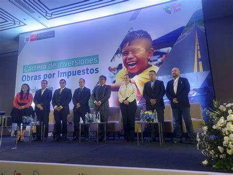 Gobernador de Cusco expone proyectos emblemáticos en evento de