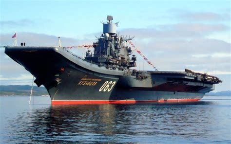 Expert Russia Should Build 90000 Ton Aircraft Carrier Armed With Su