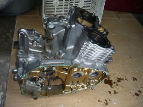 Carter Moteur Bas Moteur Cylindre Honda Cbf Met