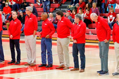 Photo Album: Basketball Alumni Honored | Wabash College