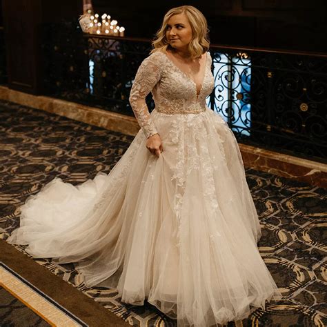 Plus Size Lace Sleeve Wedding Dress Outlet