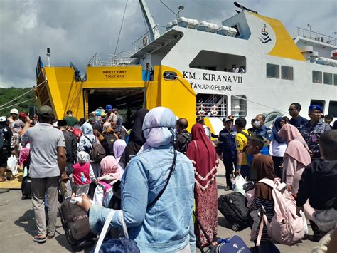 Rute Panjang Penyeberangan Laut Bertambah Penumpang Kapal Lintas