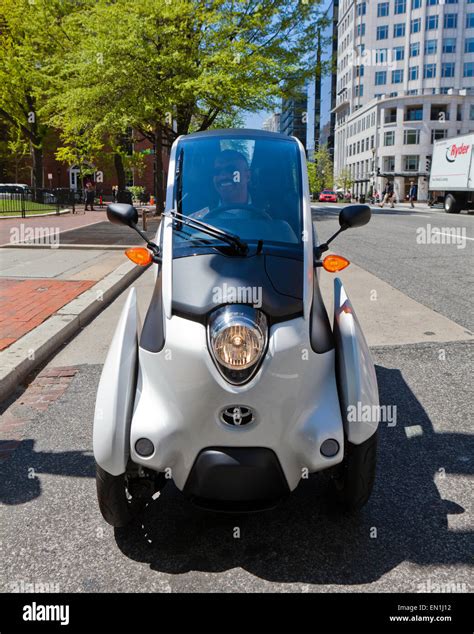 3 Wheeled Car Hi Res Stock Photography And Images Alamy