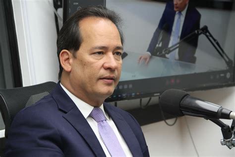 Entrevista Del Ministro De Gobierno Henry Cucal N En Radio Sucesos