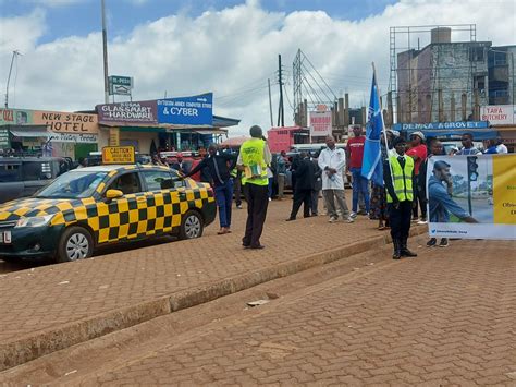 Automobile Association Of Kenya On Twitter RT Mwaikibaki Hosp Road