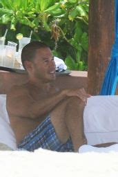 Stacy Keibler Bikini Candids Beach In Cancun May 2014 CelebMafia