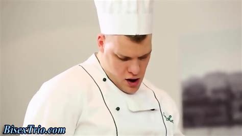 Bi Cum Swapping Trio Fuck