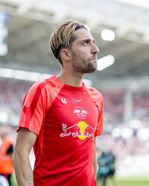 RB Leipzig On Twitter Ihr Fragt Kevin Kampl Antwortet Schreibt