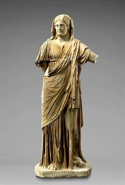 Ancient Roman Clothing: Fashion & Personal Adornment in Rome