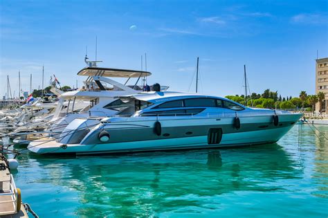 2010 Pershing 80 Motor Yachts For Sale Yachtworld
