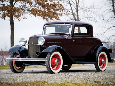 1932 Ford Model 18 DeLuxe Three-Window Coupe | Automobiles of Amelia ...