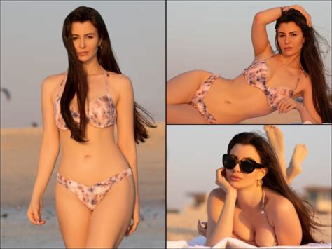 6 Hot Sexy Giorgia Andriani Bikini Pics