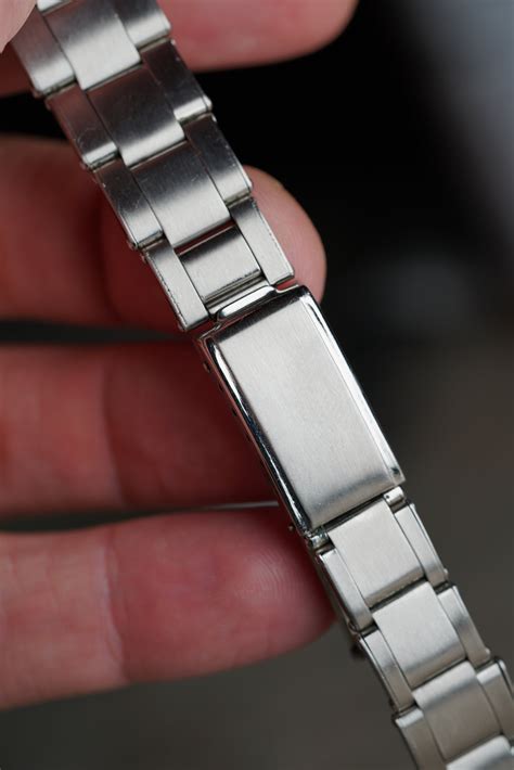 18mm Tapered Gay Frères Stretch Rivet Bracelet 5 9 inch 1949 Wind Vintage