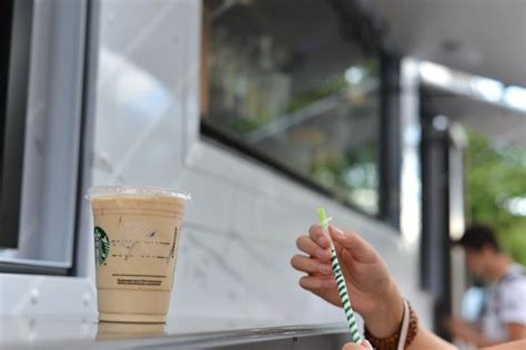 Starbucks Launches First Mobile Coffee Cart At Asu The Arizona State