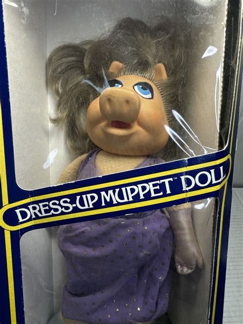 1981 Miss Piggy Dress Up Muppet Doll Jim Henson Fisher Price With