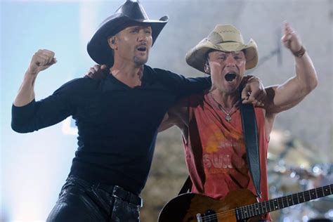 Kenny Chesney Tim Mcgraw Brothers Of The Sun Tour Is Highest Grossing