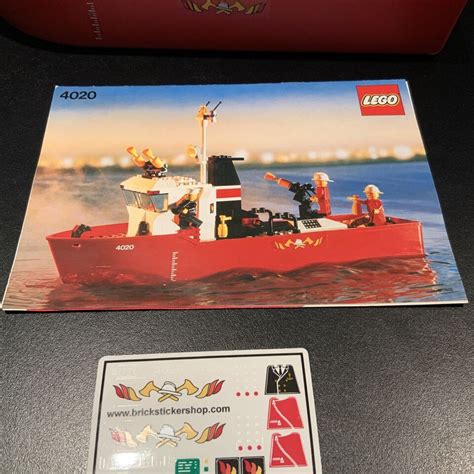 Lego 4020 Fire Fighting Boat COMPLETE With Manual New Sticker Sheet