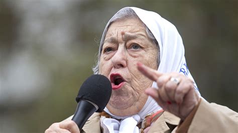 Hebe De Bonafini Del Coraje Con El Que Enfrentó A La Dictadura Al