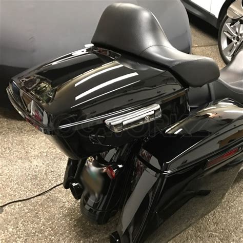 Harley Davidson 97 18 Vivid Black Chopped Tour Pack W Full Backrest