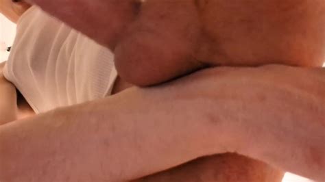 我的精液关闭了我的摄像头哈哈 Pornhub Gay