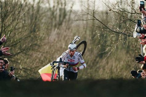 Bataille Passionnante Chez Les Femmes Lite Hulst Flanders Classics