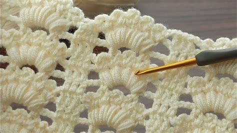 AMAZİNG cream color Super Easy Crochet Baby Blanket For Beginners