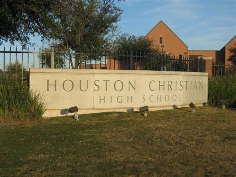 Houston Christian High School Classmates Website