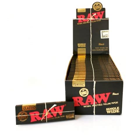 Raw Black Classic Single Wide Single Window Rolling Papers