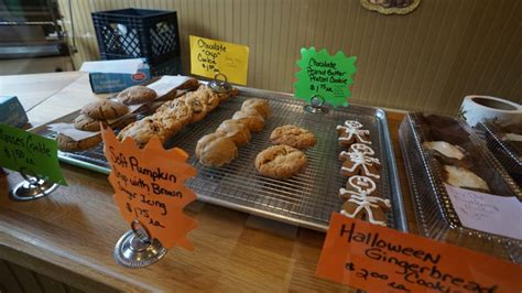 28 Bakeries In Pittsburgh You Must Try To Satisfy A Craving