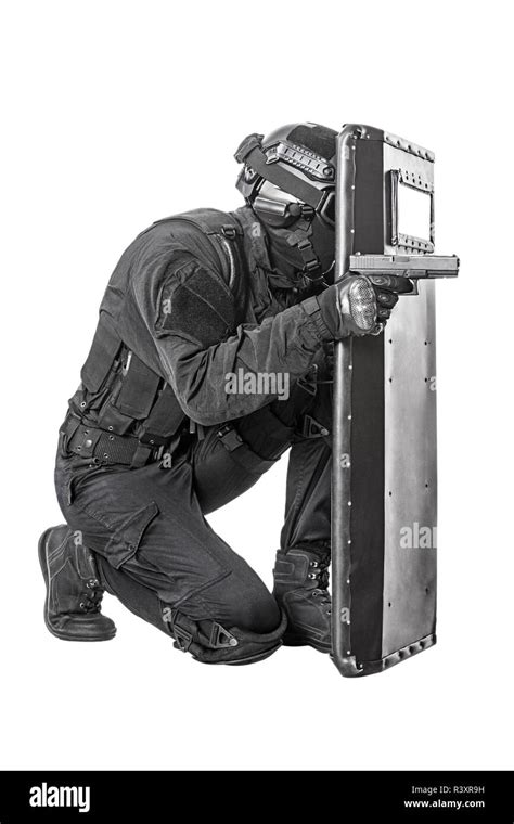 Swat Officer With Ballistic Shield Stock Photo Alamy