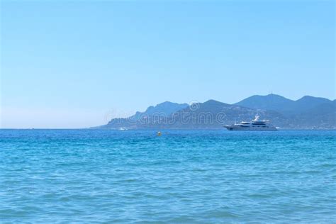 Beach In Cannes France Stock Image Image Of Destinations 5182877