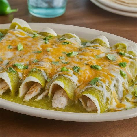 8 Easy Green Chicken Enchilada Recipes For Weeknights Julie Ann Art