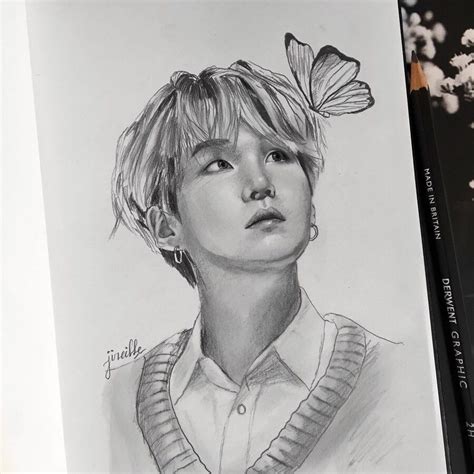 Pin By Leila Marano On Drawing Suga Drawings Bts Drawings Suga Drawing