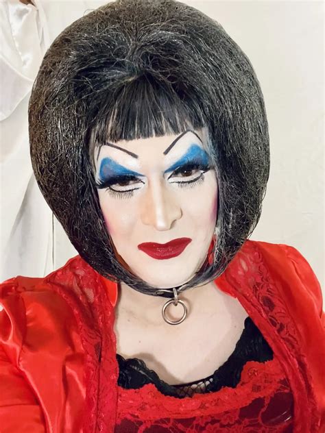 Heavy Makeup Slut Hot In Red In January 17 Nude Pics XHamster