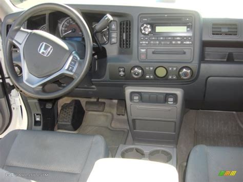 2009 Honda Ridgeline RT Dashboard Photos | GTCarLot.com