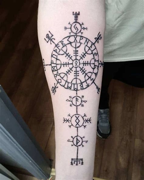 80 Viking Compass Tattoo Designs You Need To See Viking Compass Tattoo Viking Tattoos For