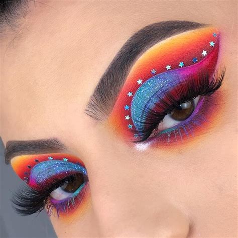 Pin On Makeup Ideas Green Eyeshadow Red Eyeshadow Colorful Eye Makeup