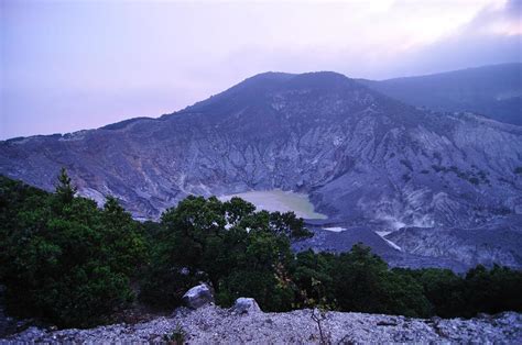 Gunung Tangkuban Parahu Matapriangan