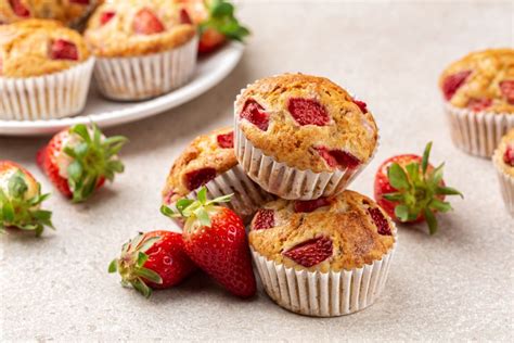 Muffins Aux Fraises Moelleux La Recette Cuisinaweb