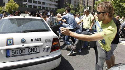 La Manifestaci N De Taxistas En Madrid Finaliza Con Cinco Detenidos