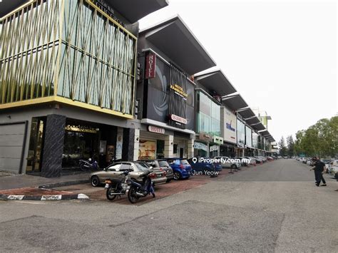 Kota Laksamana Kota Syahbandar Mainroad Shoplot Fully Renovated