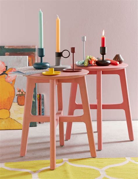 Dekoration Mit Nude Rosa Und Gelb Bild 2 LIVING AT HOME