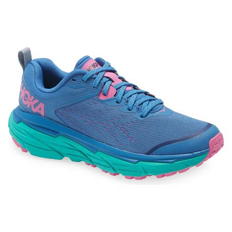 The 10 Best Cushioned Running Shoes For Women According To Podiatrist Guidelines 2023