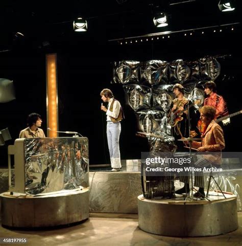 Manfred Mann Band Photos and Premium High Res Pictures - Getty Images