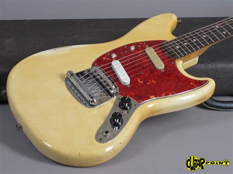 1964 Fender Mustang Olympic White Guitarpoint