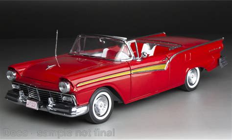 Diecast Model Cars Ford Fairlane 118 Sun Star 500 Skyliner Red 1957