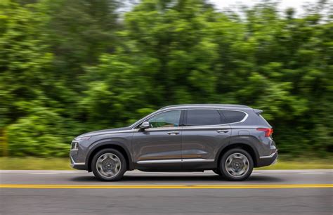 A Week With 2022 Hyundai Santa Fe Phev Limited Awd The Detroit Bureau