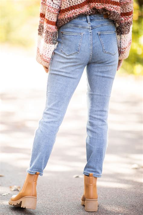 Judy Blue Fray Seam Detail Jeans Filly Flair